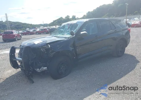 2023 Ford Police Interceptor z USA, uszkodzony, nr VIN 1FM5K8AB2PGC21384